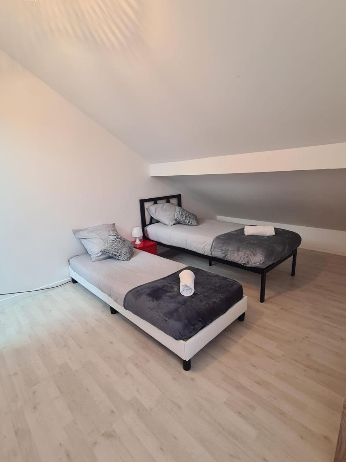 Maison Avec Jardin Sur Marne - 6 Personnes * Champigny-sur-Marne